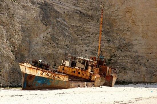 navagio-beach-shipwreck